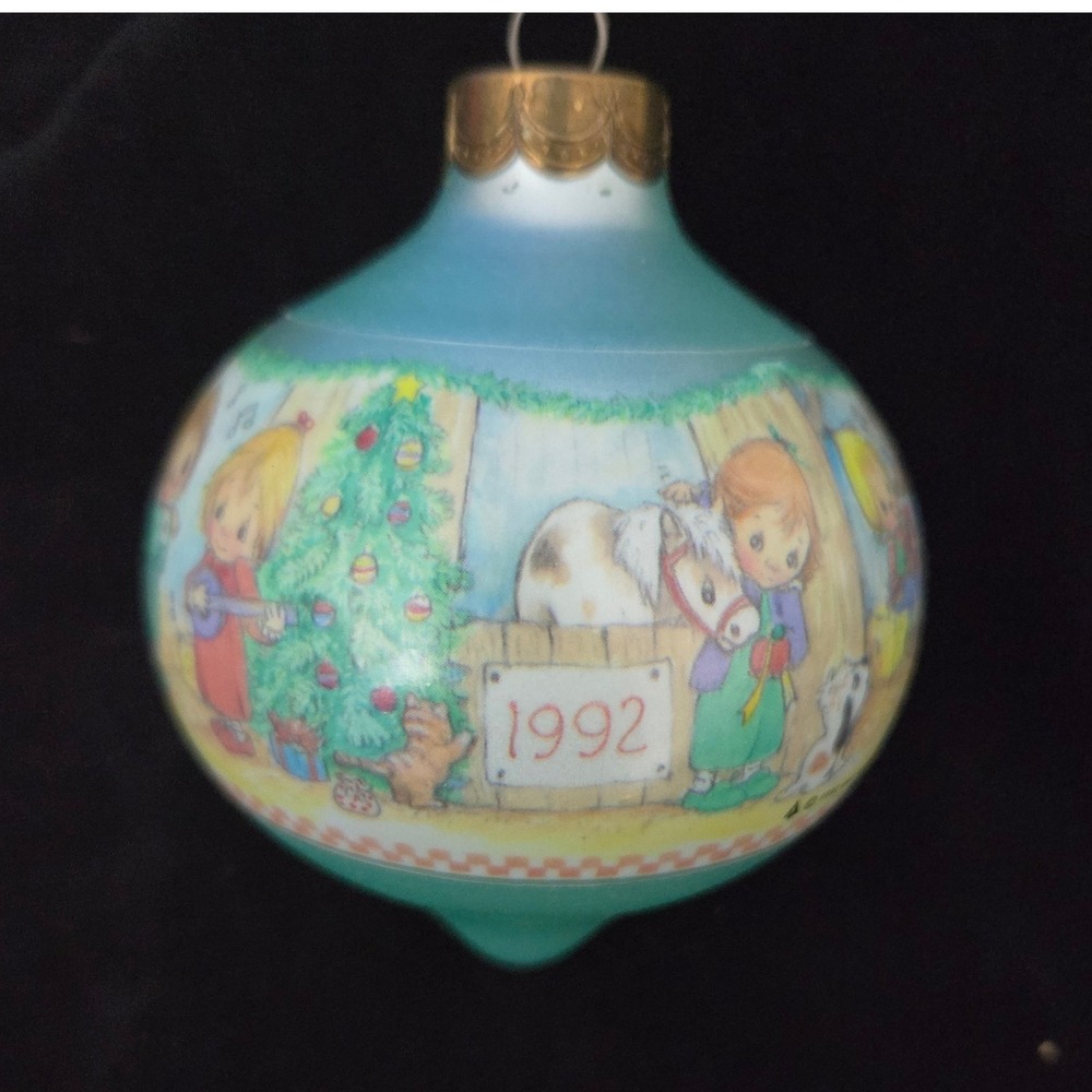 Hallmark Keepsake Ornament 1992 Betsy's Country Christmas Glass Ball